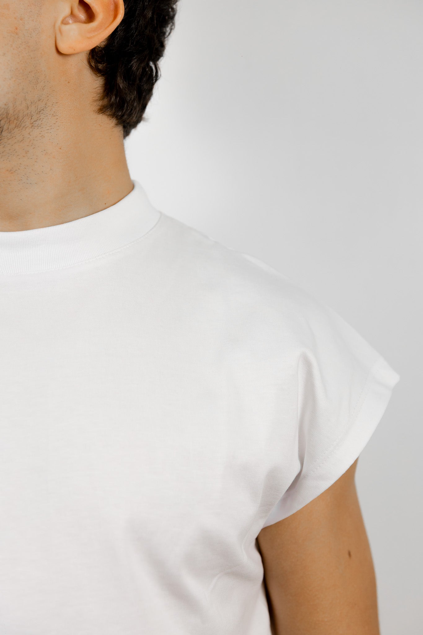 T-SHIRT SMANICATA OVER-D BIANCA