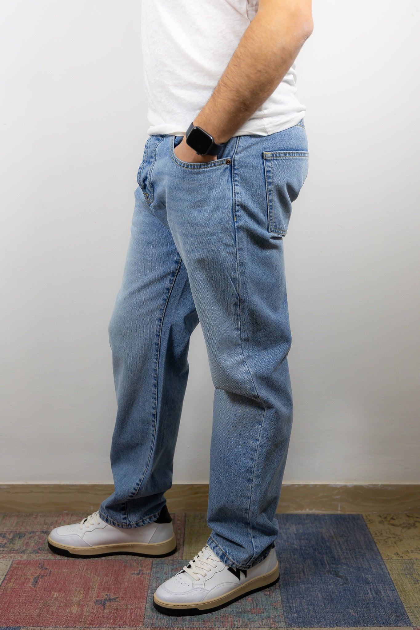 JEANS REGULAR FIT OVER D